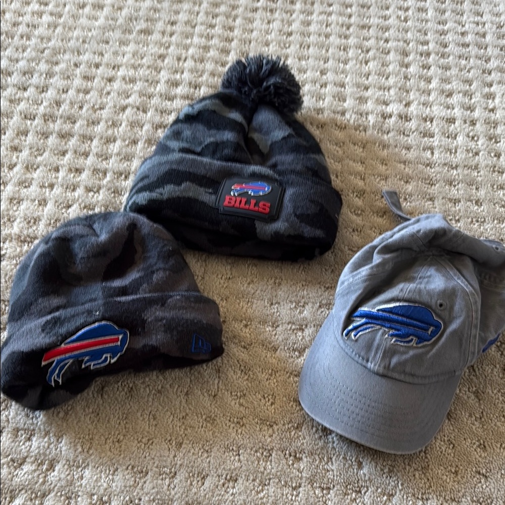 Buffalo Kids Camo and Gray Hat Set